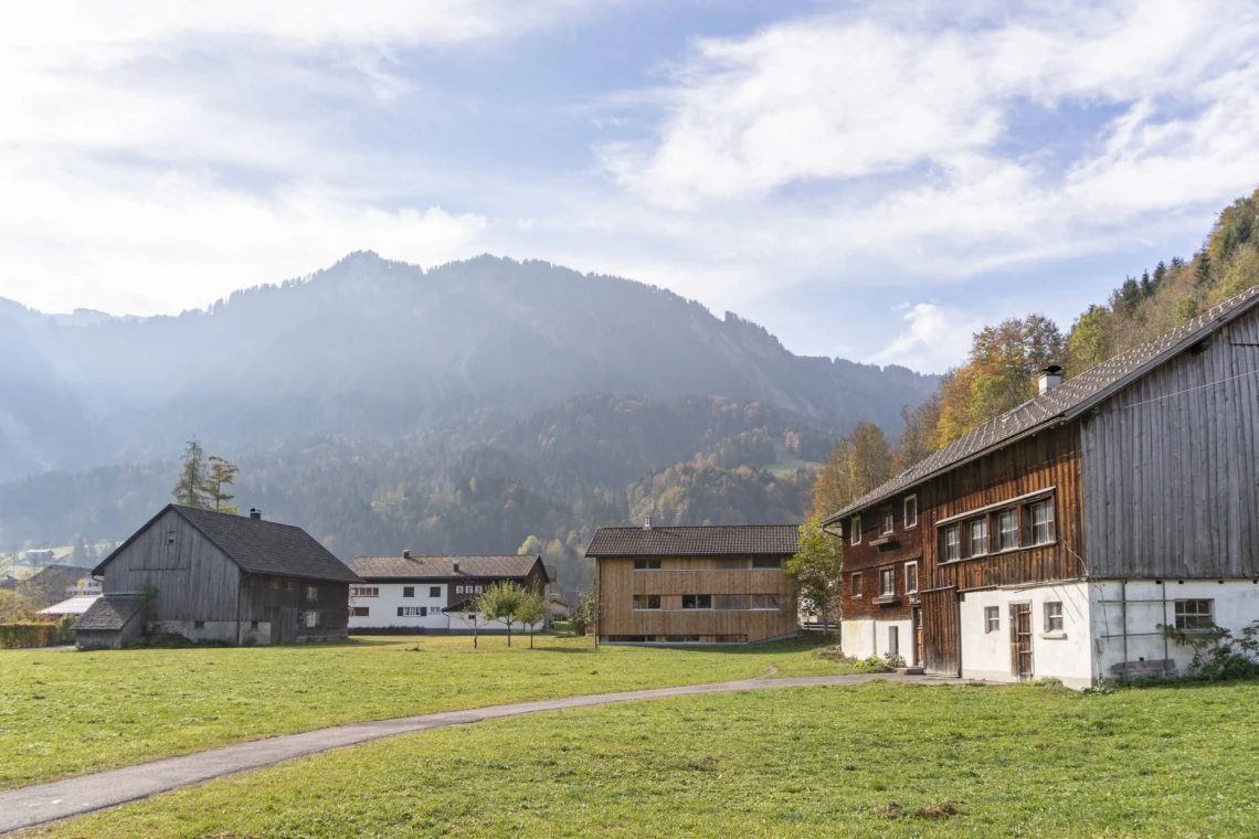 Architektur alt neu Bregenzerwald @Agnes Ammann - Vorarlberg Tourismus GmbH